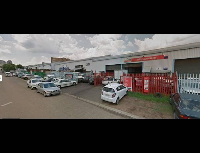4,911M² WAREHOUSE FOR SALE IN SELBY